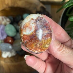 Colorful Polished agate crystal Palm Stone